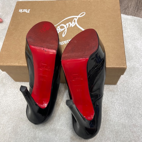Christian Louboutin - 6.5 - Picture 2 of 7